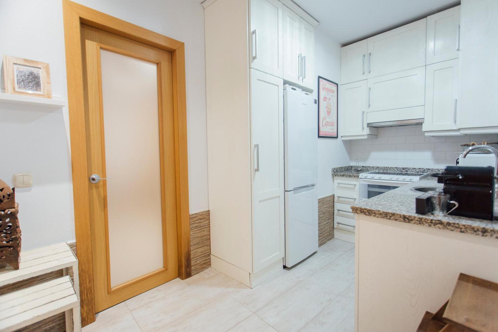 Beautiful And Cozy- 1Bd 1Bth- Arenal Center Appartement Sevilla Buitenkant foto
