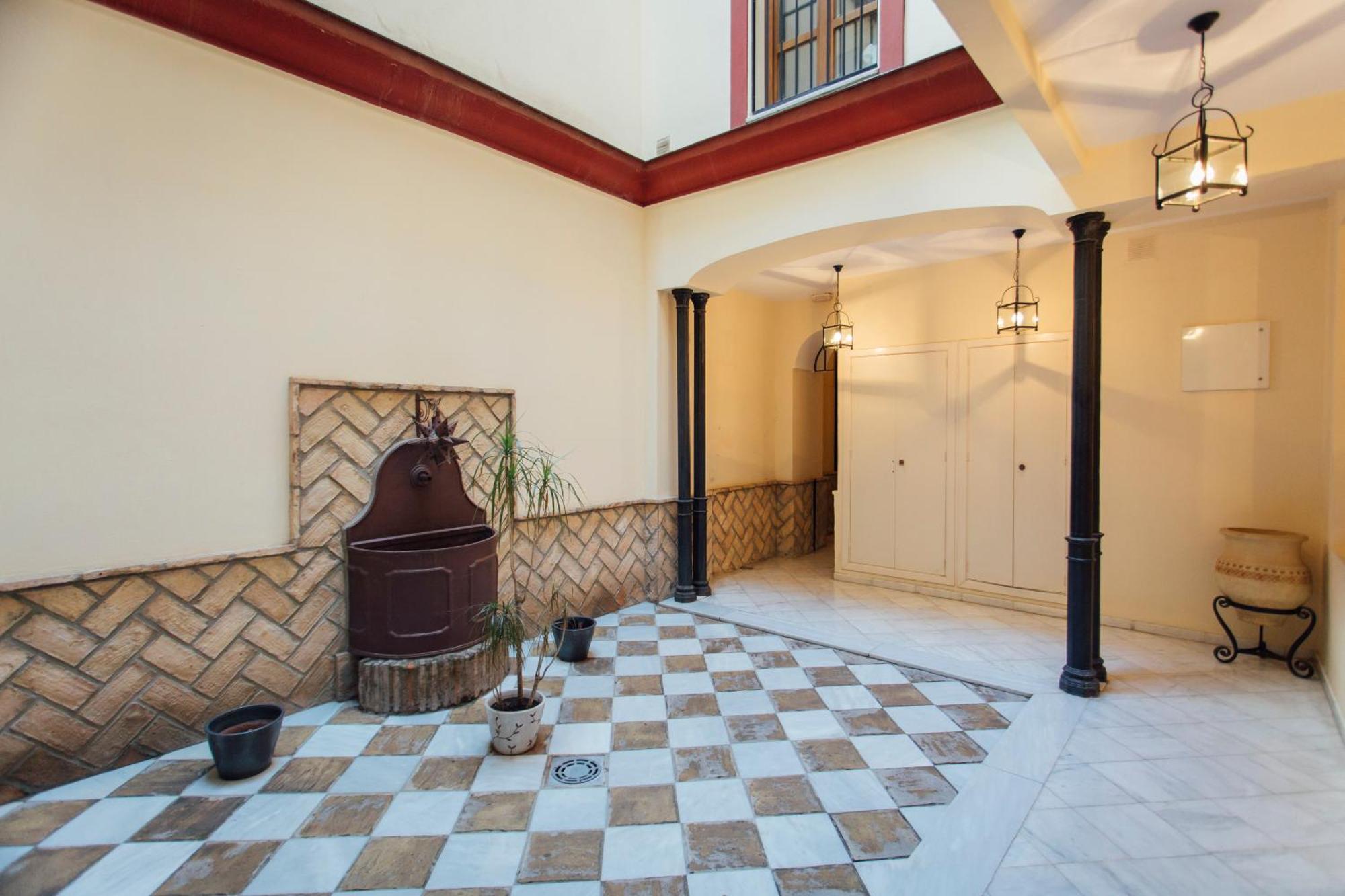 Beautiful And Cozy- 1Bd 1Bth- Arenal Center Appartement Sevilla Buitenkant foto