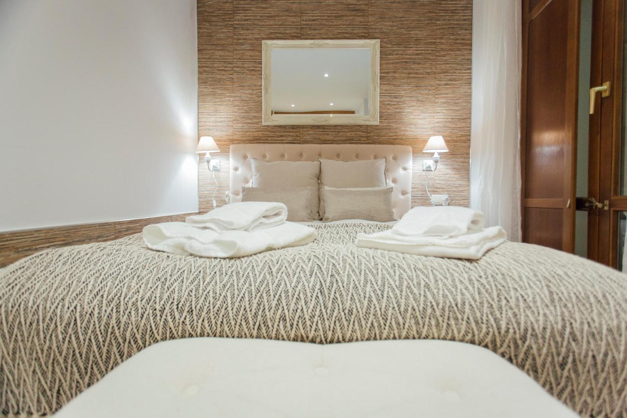 Beautiful And Cozy- 1Bd 1Bth- Arenal Center Appartement Sevilla Buitenkant foto